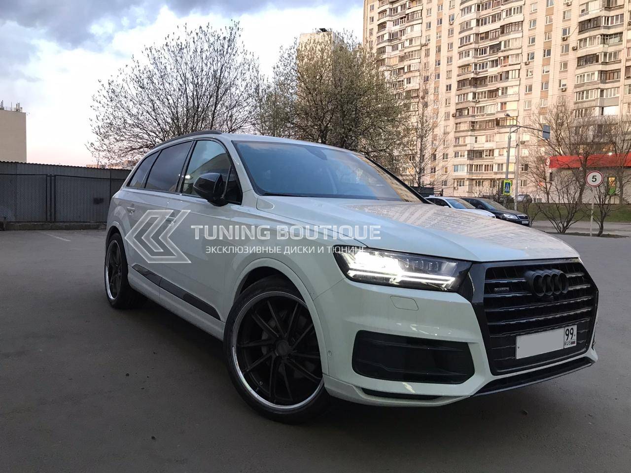Audi Q7 на 22" дисках XO Florence фото 1